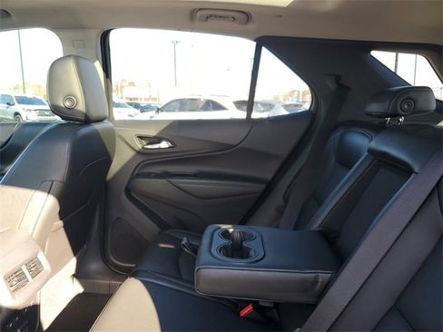 Used 2020 Chevrolet Equinox Premier image 34