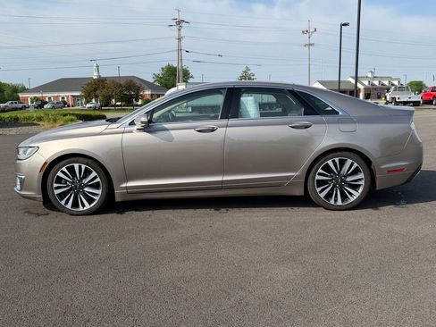 Used 2018 Lincoln MKZ Reserve w/ Climate Package FWD image 8