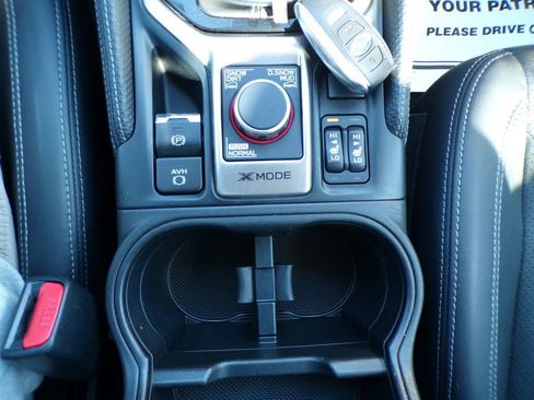 Used 2020 Subaru Forester Touring AWD/4WD image 32