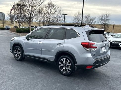 Used 2022 Subaru Forester Limited image 6