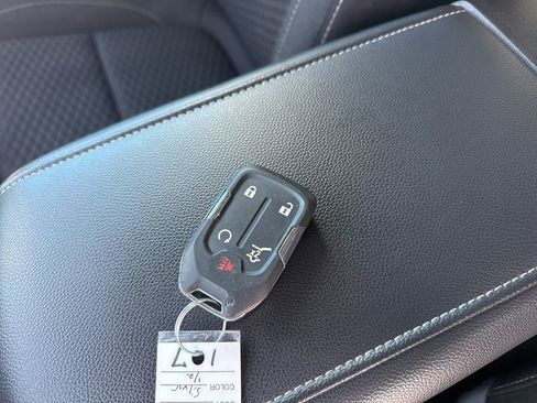 Used 2019 GMC Acadia SLE image 31