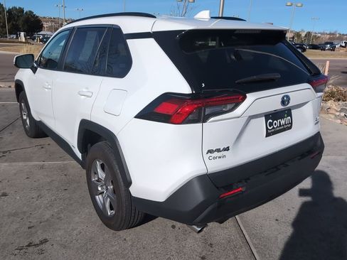 Used 2024 Toyota RAV4 XLE image 5