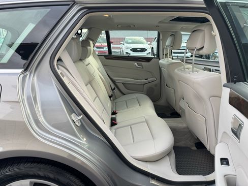 Used 2014 Mercedes-Benz E 350 4MATIC Wagon image 33