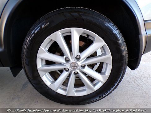 Used 2017 Nissan Rogue Sport S w/ S Appearance Package FWD image 38