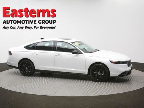 Used 2025 Honda Accord SE image 46
