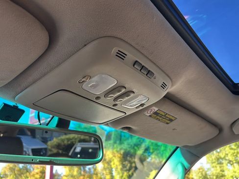 Used 2005 Lexus LX 470 4WD image 24