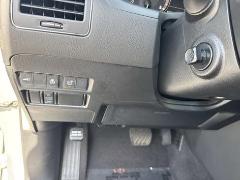 Used 2022 INFINITI QX80 Luxe w/ Cargo Package AWD/4WD image 34