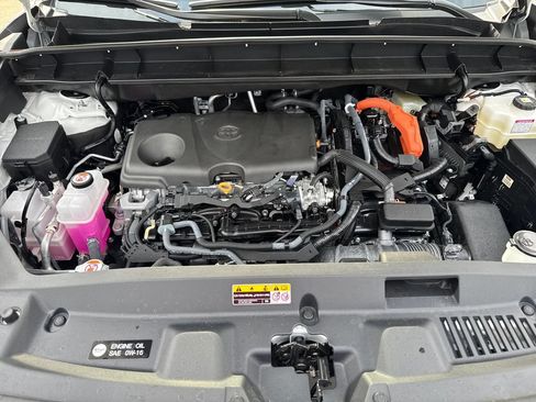 Used 2026 Toyota Highlander XLE AWD/4WD image 37