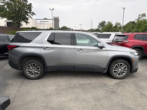 Used 2023 Chevrolet Traverse LT AWD/4WD image 6