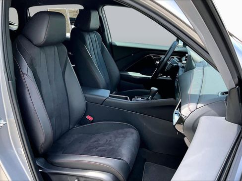 Certified 2025 Acura ADX A-Spec FWD image 9