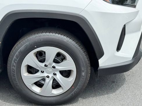 Used 2025 Toyota RAV4 LE FWD image 27