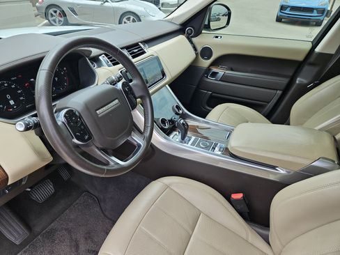 Used 2020 Land Rover Range Rover Sport HSE AWD/4WD image 4