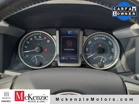 Used 2022 Toyota Tacoma Limited RWD image 14
