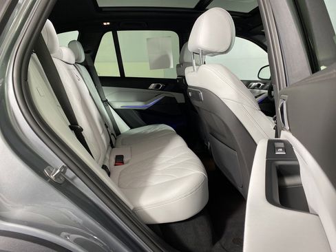 Certified 2024 BMW X5 xDrive40i w/ Premium Package image 32