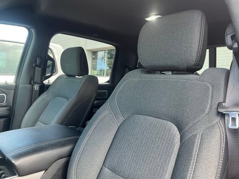 Used 2020 RAM 1500 Big Horn AWD/4WD image 10