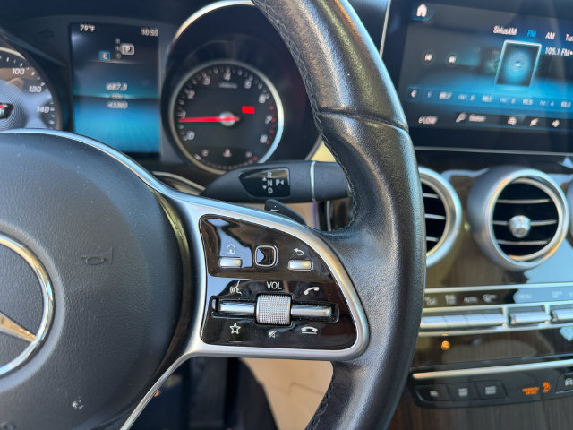 Used 2021 Mercedes-Benz GLC 300 w/ Premium Package image 17