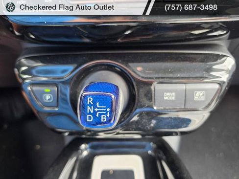 Used 2016 Toyota Prius Four Touring w/ Premium Convenience Package FWD image 19
