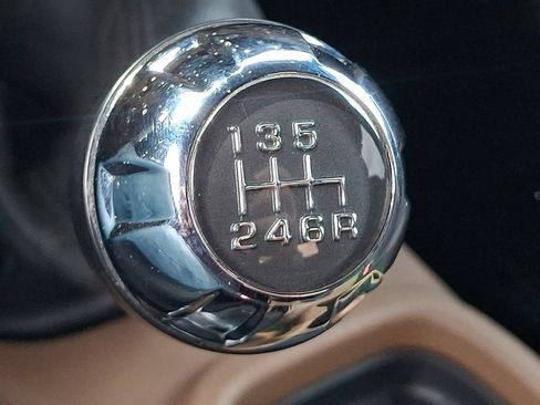 Used 2013 Jeep Wrangler Unlimited Sahara w/ Connectivity Group AWD/4WD image 14
