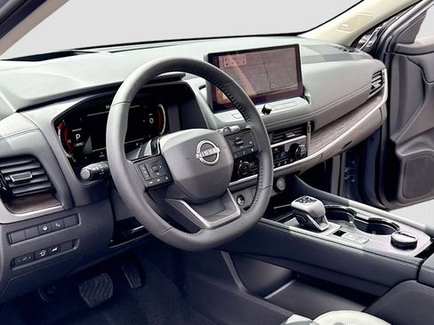 New 2026 Nissan Rogue Platinum AWD/4WD image 4