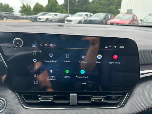 Used 2026 Chevrolet Equinox RS w/ Safety and Technology Package FWD image 14