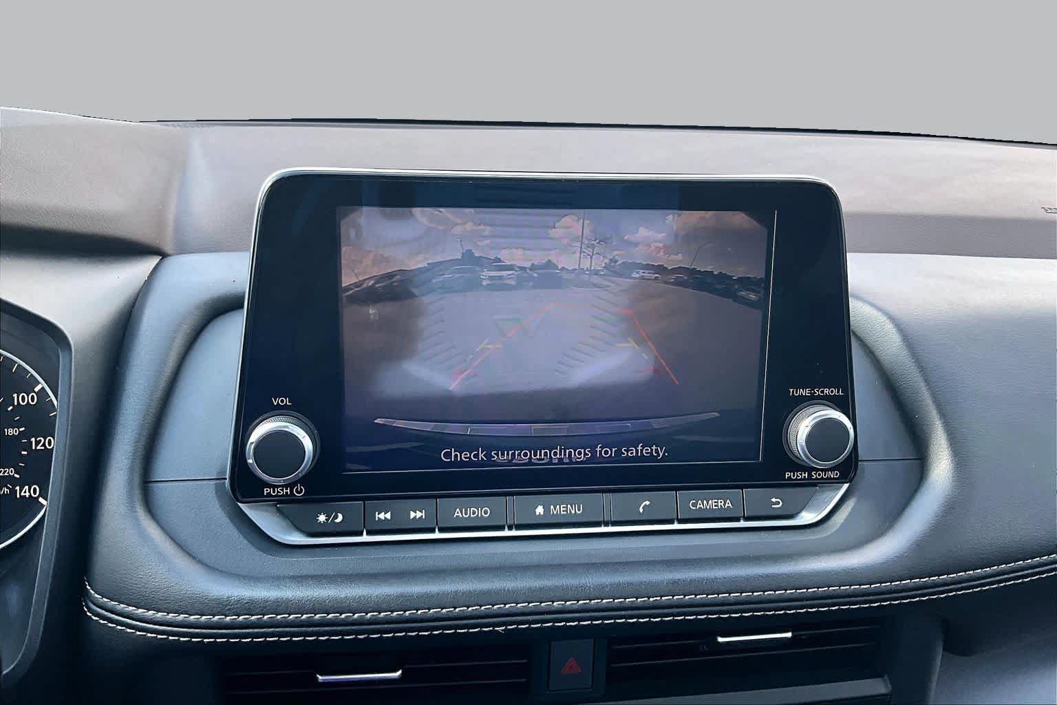 Used 2023 Nissan Rogue SV FWD image 27