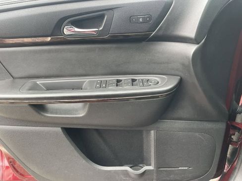 Used 2015 GMC Acadia Denali image 35