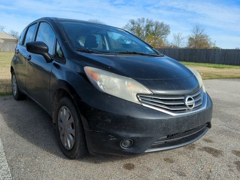 Used 2015 Nissan Versa Note S Plus image 2