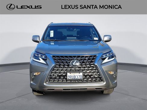 Used 2022 Lexus GX 460 Premium image 2