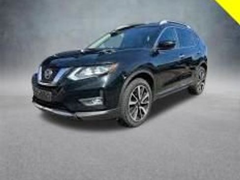 Used 2019 Nissan Rogue SV w/ Sun & Sound Touring Package AWD/4WD image 1