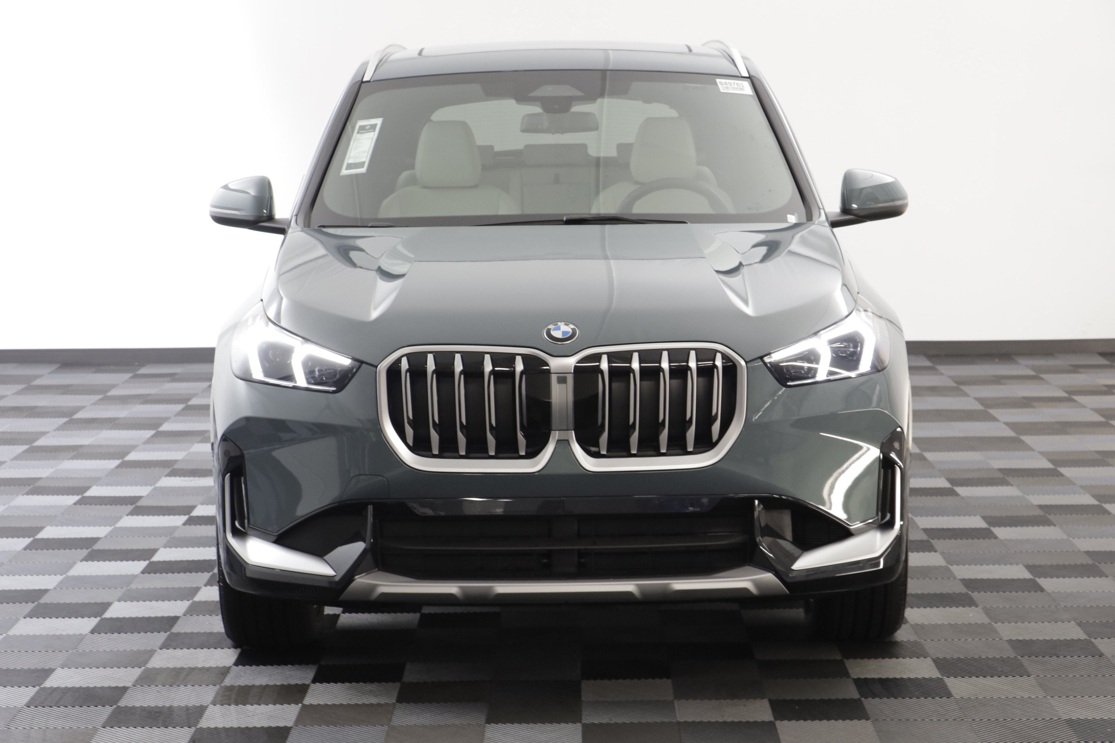 New 2027 BMW X1 xDrive28i AWD/4WD image 23