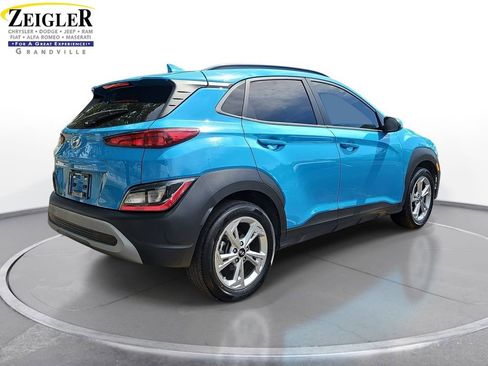 Used 2022 Hyundai Kona SEL w/ Cargo Package FWD image 5