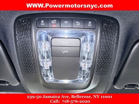 Used 2021 Mercedes-Benz GLA 250 4MATIC w/ Premium Package image 33