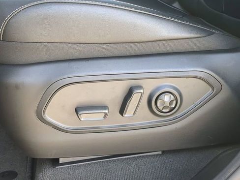 New 2026 Jeep Grand Cherokee Limited RWD image 23
