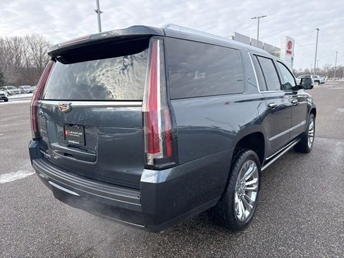 Used 2020 Cadillac Escalade ESV Premium Luxury w/ LPO, Radiant Package image 12