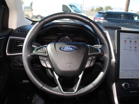 Certified 2022 Ford Edge SEL w/ Convenience Package image 16