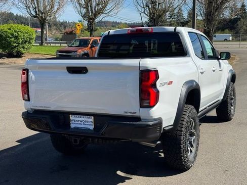 New 2026 Chevrolet Colorado ZR2 w/ Technology Package AWD/4WD image 7