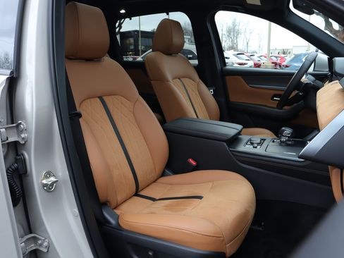 Certified 2025 MAZDA CX-90 3.3 Turbo S w/ Premium Plus image 28