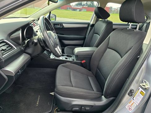 Used 2017 Subaru Legacy 2.5i Premium w/ Moonroof Package AWD/4WD image 12