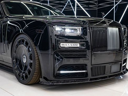 Used 2026 Rolls-Royce Phantom Sedan RWD image 5