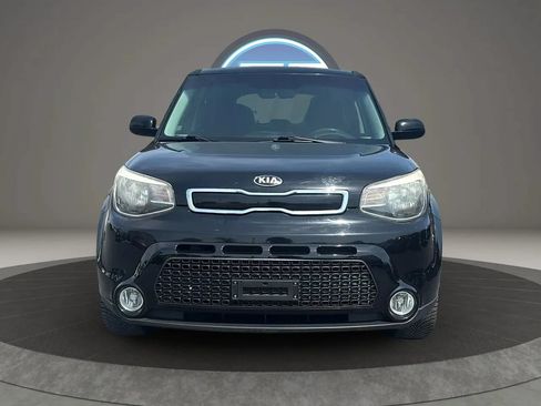 Used 2016 Kia Soul + FWD image 4