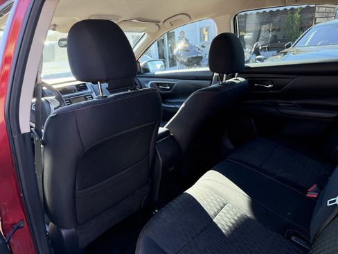 Used 2018 Nissan Altima 2.5 S w/ S Convenience Package image 17