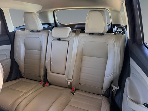 Certified 2018 Ford Escape SEL AWD/4WD image 18