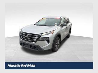 Used 2024 Nissan Rogue S video 1