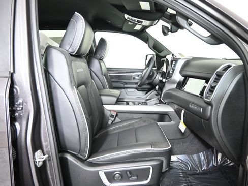 New 2026 RAM 1500 Laramie w/ Night Edition image 14