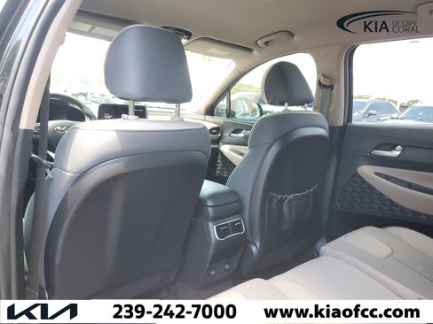 Used 2023 Hyundai Santa Fe SEL FWD image 12