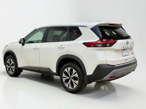 Used 2023 Nissan Rogue SV AWD/4WD image 15