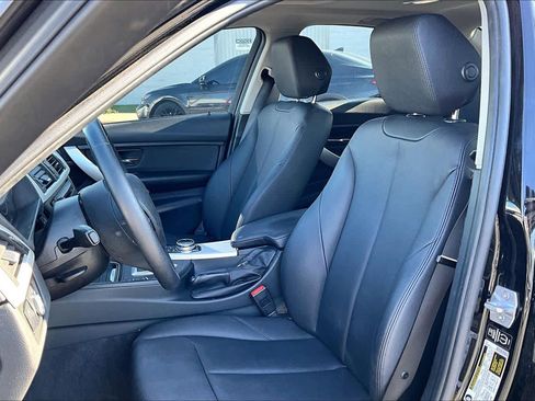 Used 2014 BMW 320i Sedan image 7