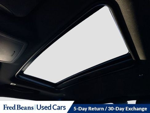 Used 2018 Dodge Challenger R/T image 22