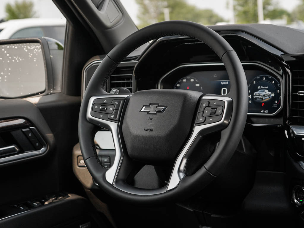 New 2026 Chevrolet Silverado 1500 RST w/ RST All Star Premium Package AWD/4WD image 13