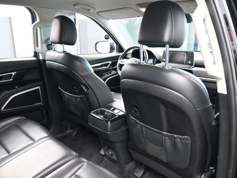Used 2021 Kia Telluride LX image 39